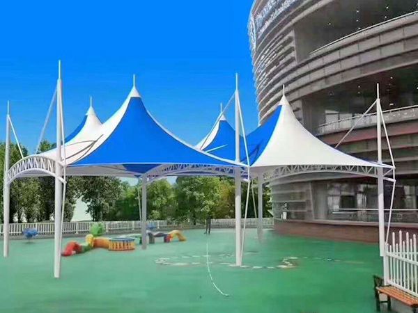 游泳池膜結構